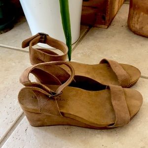 lucky brand brown suede 2 inch sandals
